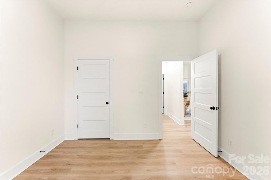 Spacious, unfurnished interior of a new home in , Bessemer City (Image 20).