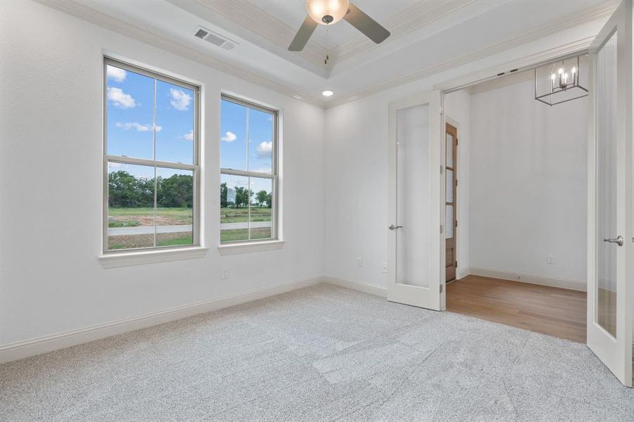 Spacious, unfurnished interior of a new home in , Paradise (Image 10).