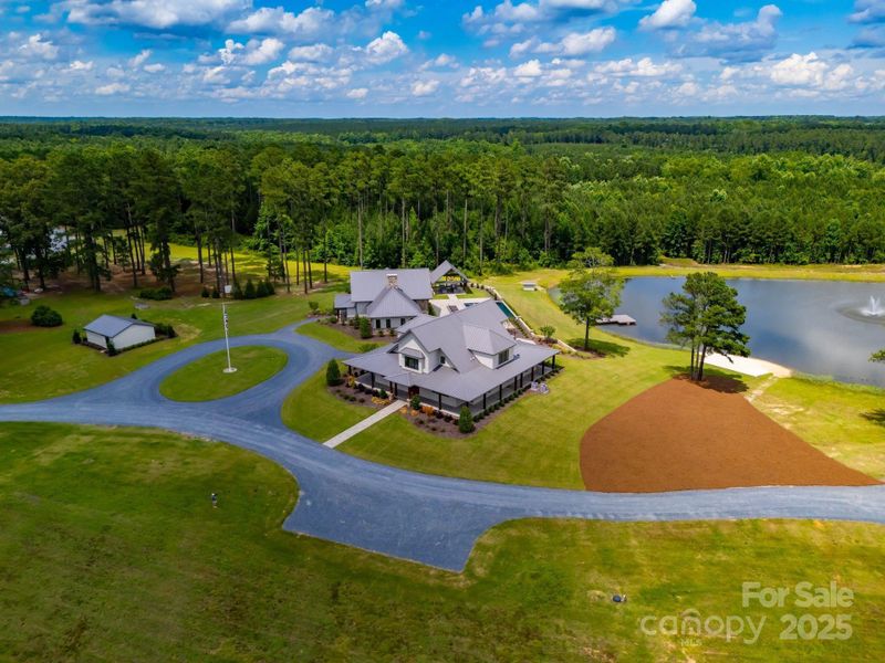 Image 36 of a home in .