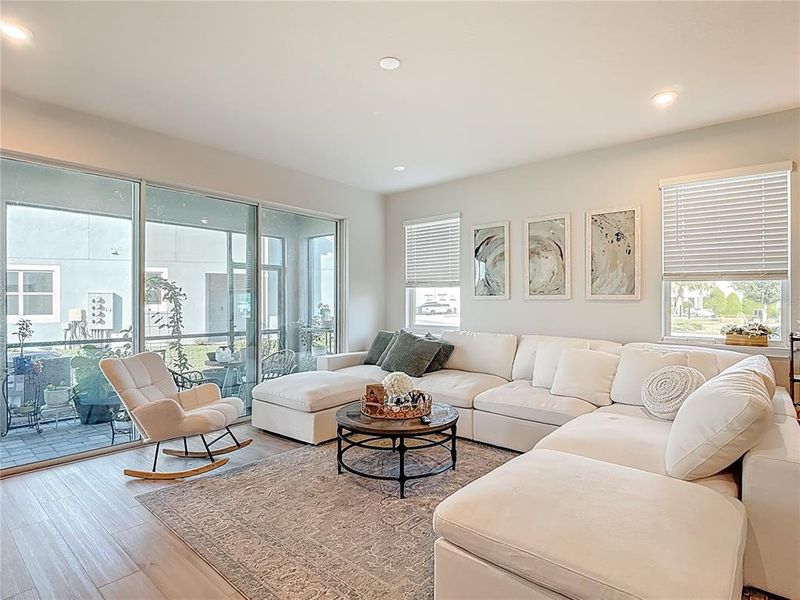 Furnished interior view inside a new home in , Lutz (Image 11).