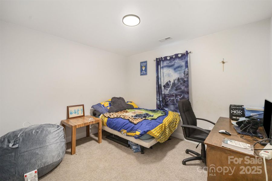 Furnished interior view inside a new home in , Kings Mountain (Image 11).