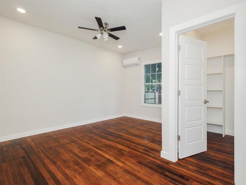 Spacious, unfurnished interior of a new home in , Brownwood (Image 31).