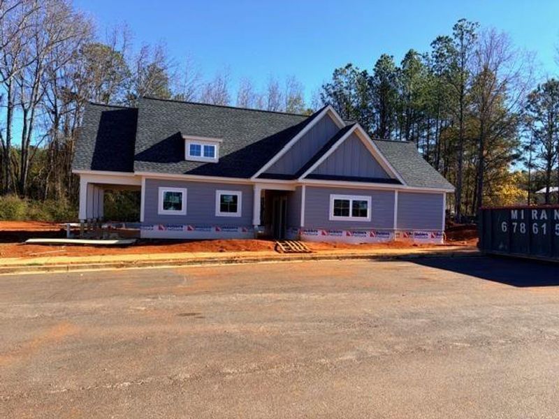 Image 24 of a home in Carolina.