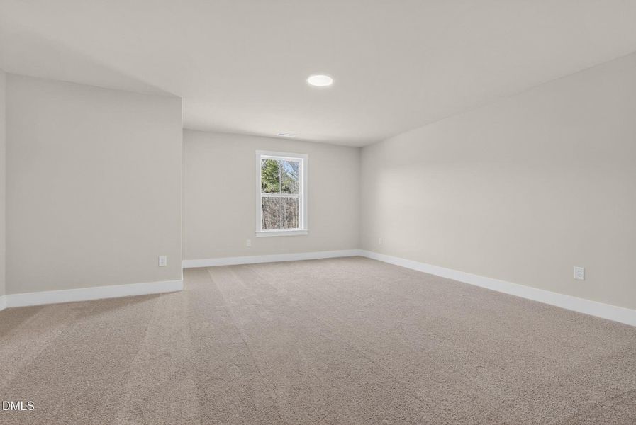 DC 125 Selma French Country-26