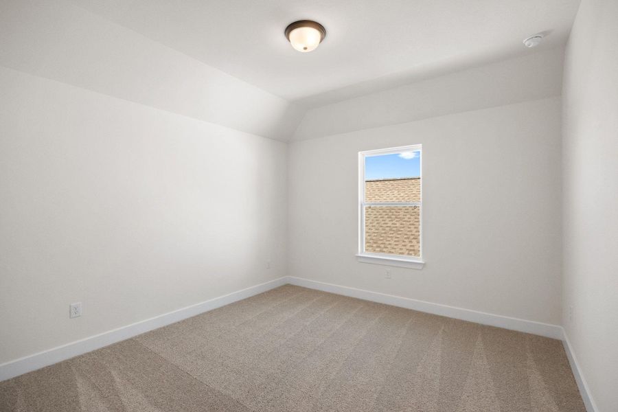 Spacious, unfurnished interior of a new home in Santa Rita Ranch - 60', Liberty Hill (Image 24).