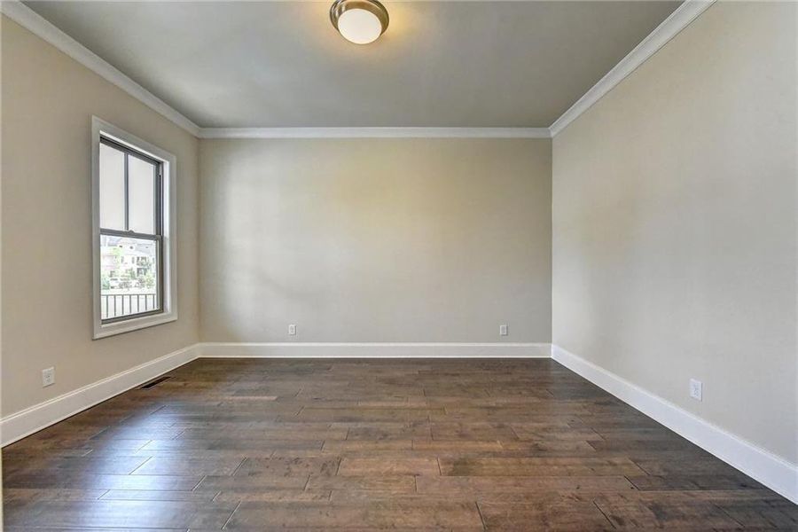 Spacious, unfurnished interior of a new home in Bellmoore Park, Duluth (Image 69).