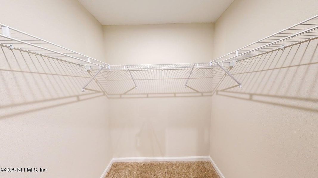 Spacious, unfurnished interior of a new home in Egret Creek, Jacksonville (Image 15).