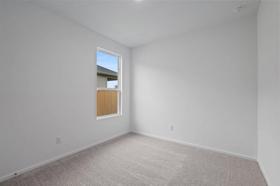 Spacious, unfurnished interior of a new home in Montgomery Bend, Montgomery (Image 17).