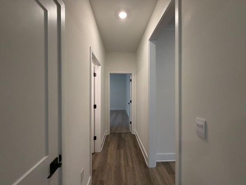 Spacious, unfurnished interior of a new home in Tuscany Hills, Douglasville (Image 14).