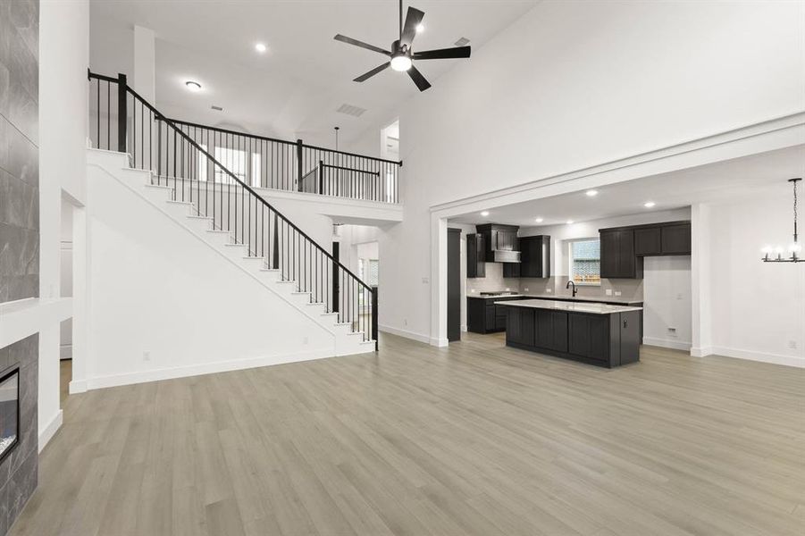 207 Tradd-Living Room-2