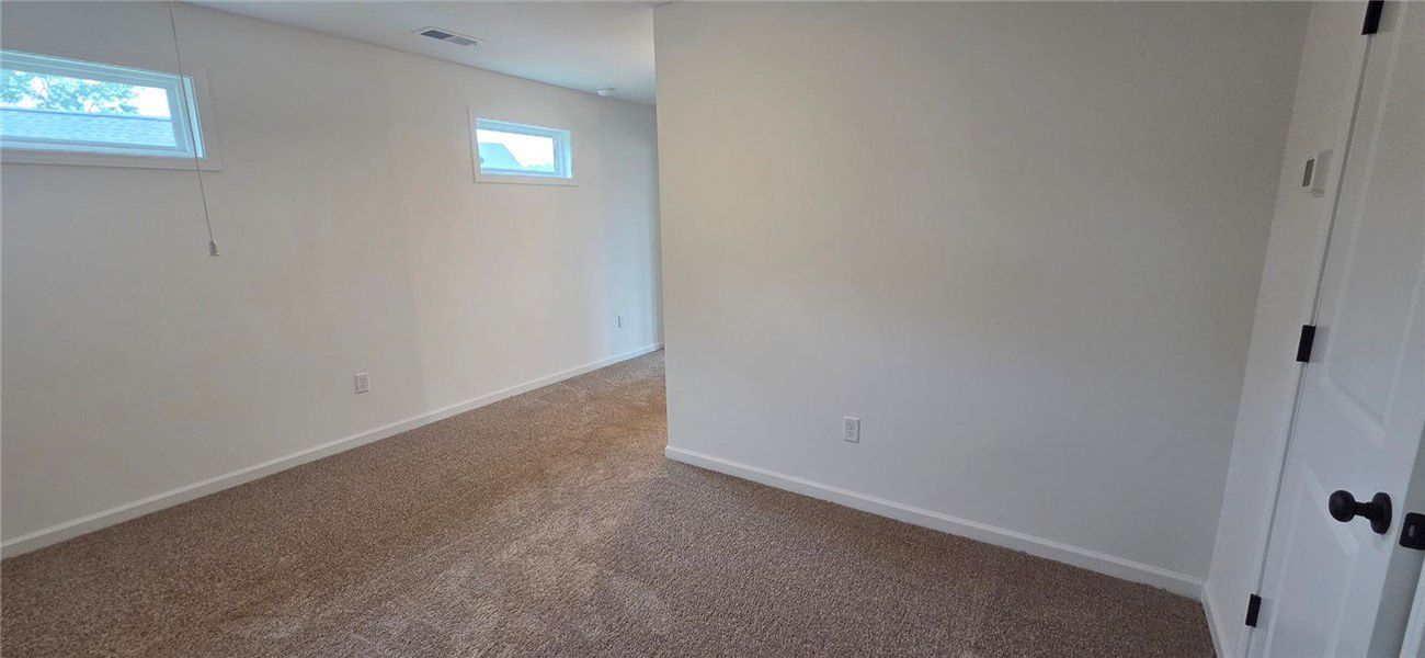 Spacious, unfurnished interior of a new home in Brownstone Park, Easley (Image 14).