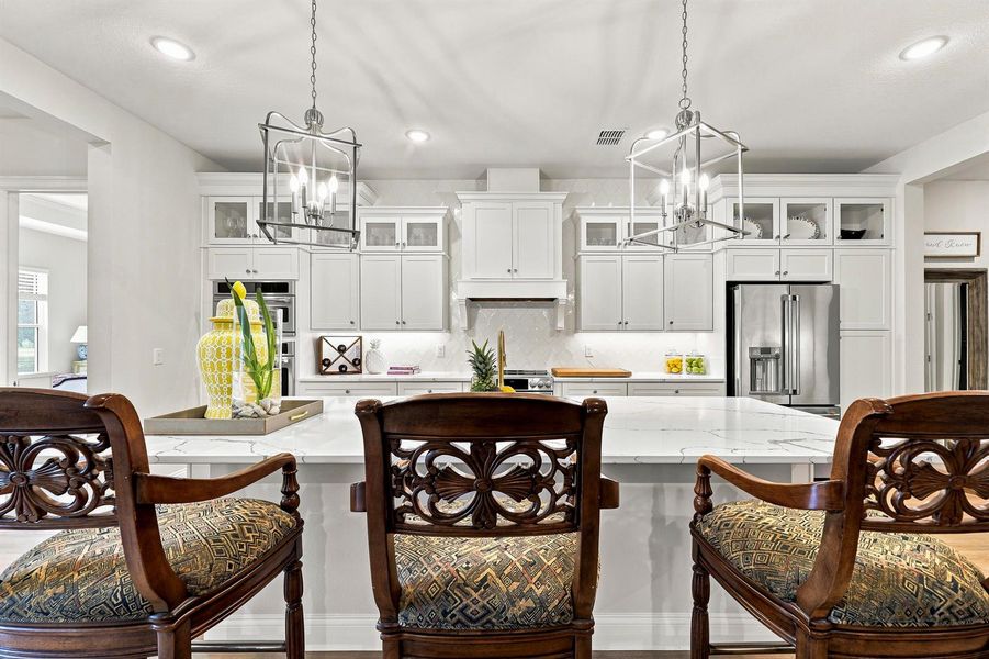 15 Kitchen Island2