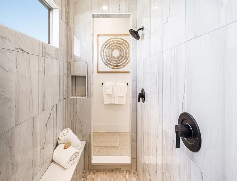 Displayed photo represents a comparable floorplan and is not of the actual property Displayed photo represents a comparable floorplan and is not of the actual property