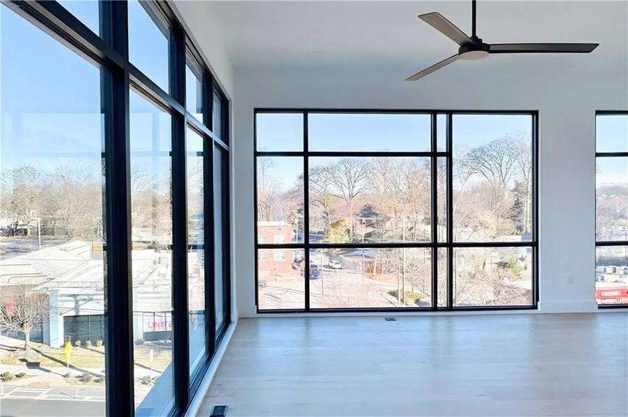 Spacious, unfurnished interior of a new home in , Atlanta (Image 15).