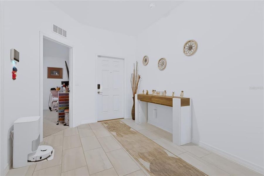 Furnished interior view inside a new home in , Wimauma (Image 9).