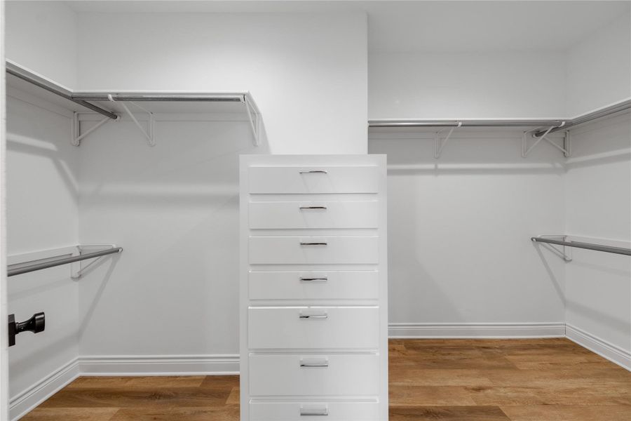 Image 40 of a home in .