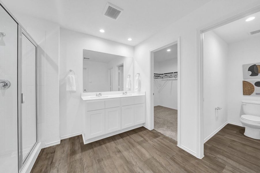 *Images and 3D tour are for illustration only and options may vary from home as built.