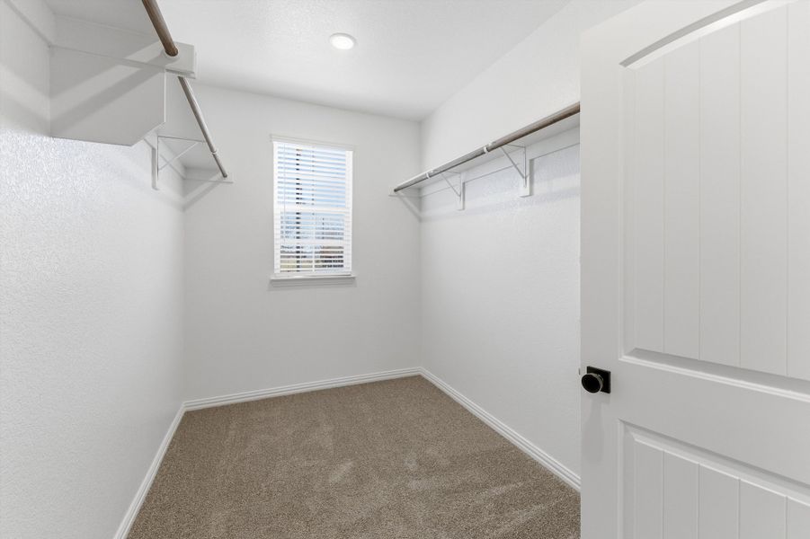 Spacious, unfurnished interior of a new home in Terra Escalante, Blue Ridge (Image 22).