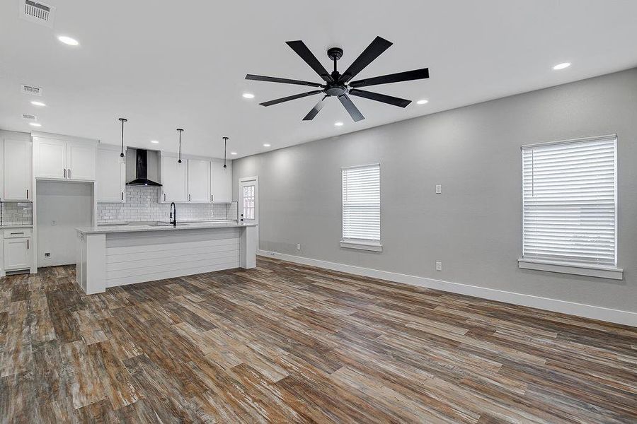 Spacious, unfurnished interior of a new home in , Alvarado (Image 11). Spacious, unfurnished interior of a new home in , Alvarado (Image 11).