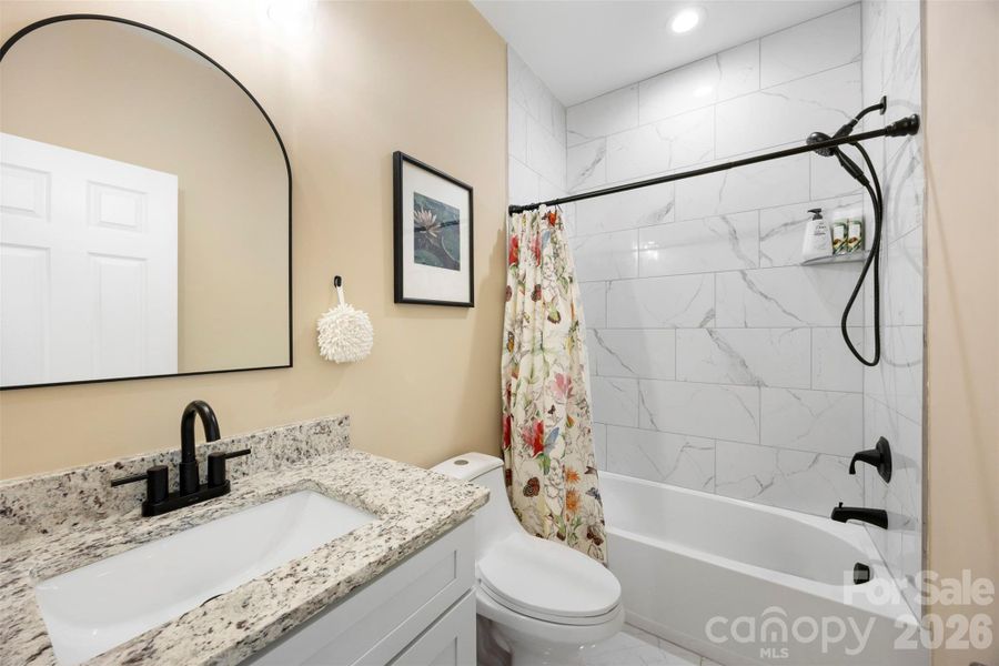 Furnished interior view inside a new home in , Shelby (Image 12).