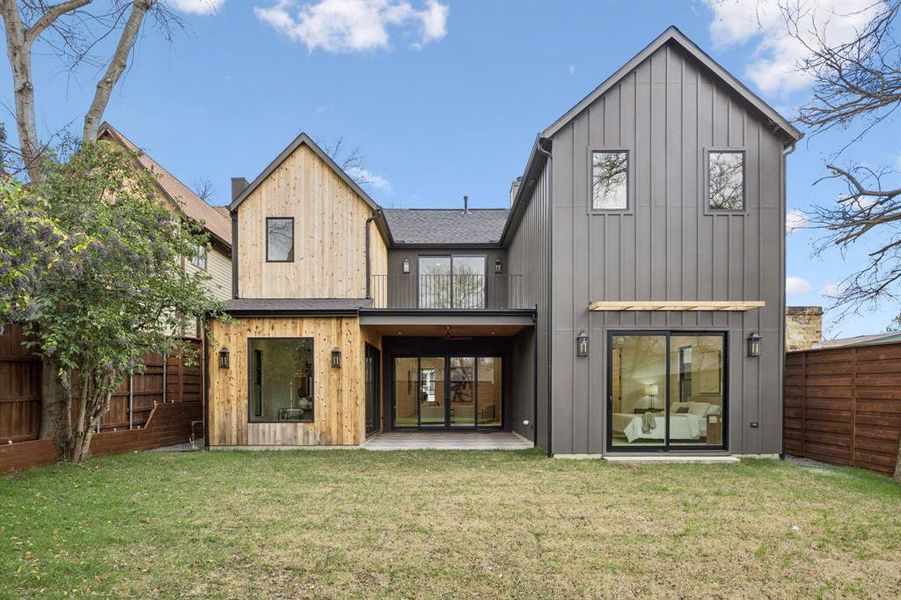 Exterior details and patio area of a home in , Dallas (Image 27).