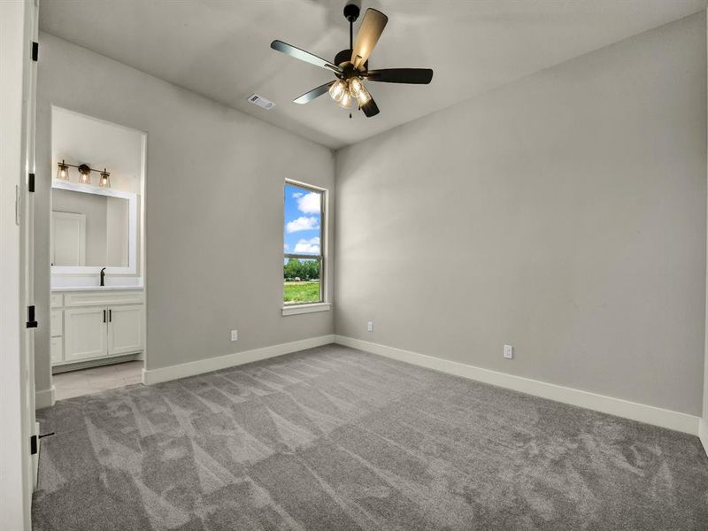 Spacious, unfurnished interior of a new home in , Weatherford (Image 18). Spacious, unfurnished interior of a new home in , Weatherford (Image 18).