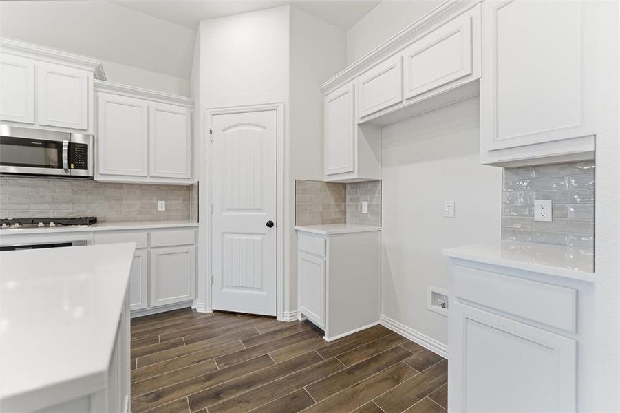 Furnished interior view inside a new home in Northstar, Haslet (Image 10).