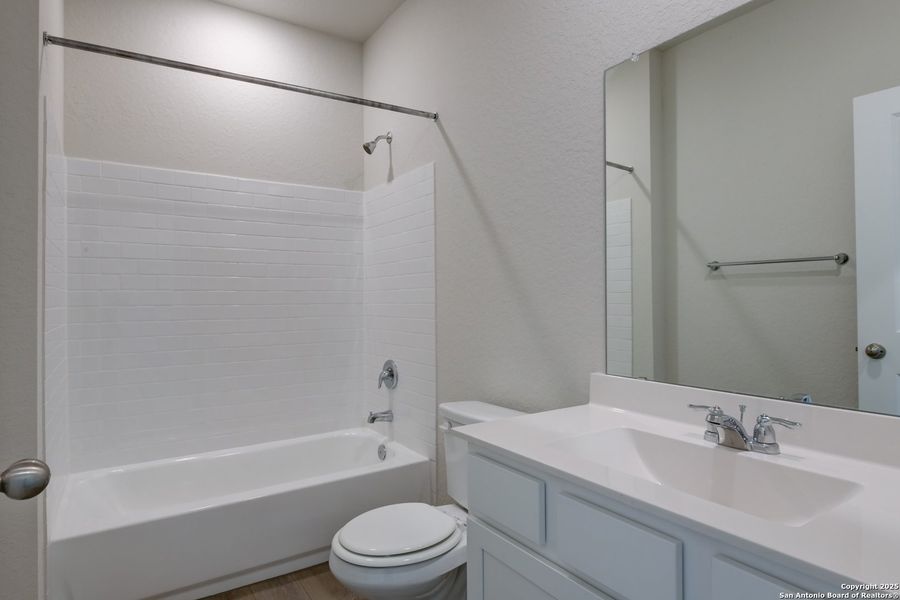 Image 38 of a home in Meadows at Hennersby Hollow 40's. Image 38 of a home in Meadows at Hennersby Hollow 40's.