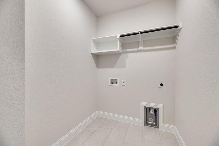 Spacious, unfurnished interior of a new home in Spiritas Ranch, Little Elm (Image 25).