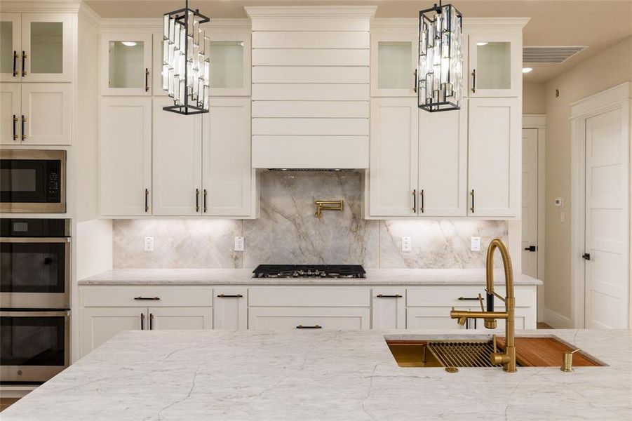 Furnished interior view inside a new home in , Granbury (Image 12).