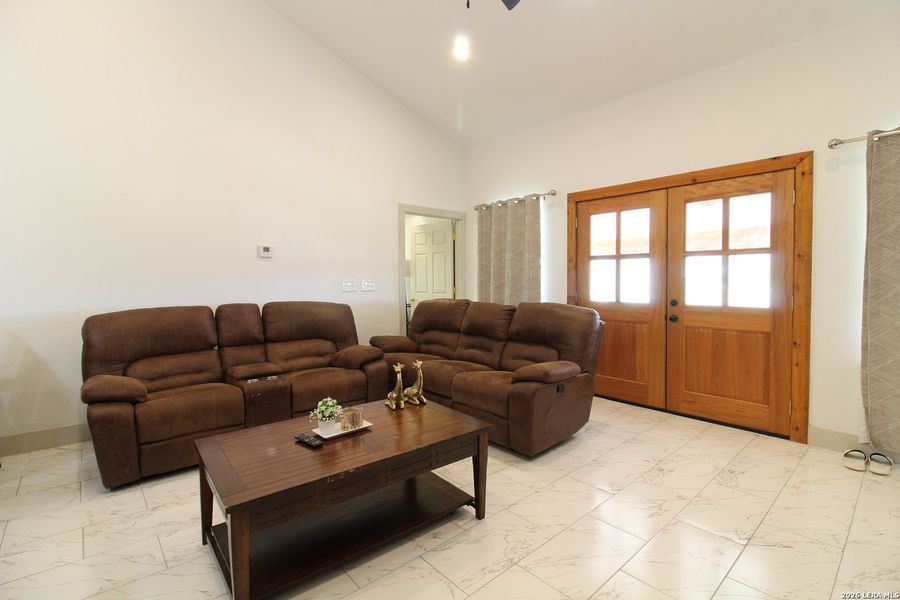 Furnished interior view inside a new home in , Floresville (Image 5).