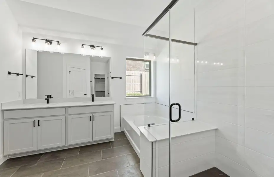 Furnished interior view inside a new home in Crescent Bluff, Georgetown (Image 5). Furnished interior view inside a new home in Crescent Bluff, Georgetown (Image 5).