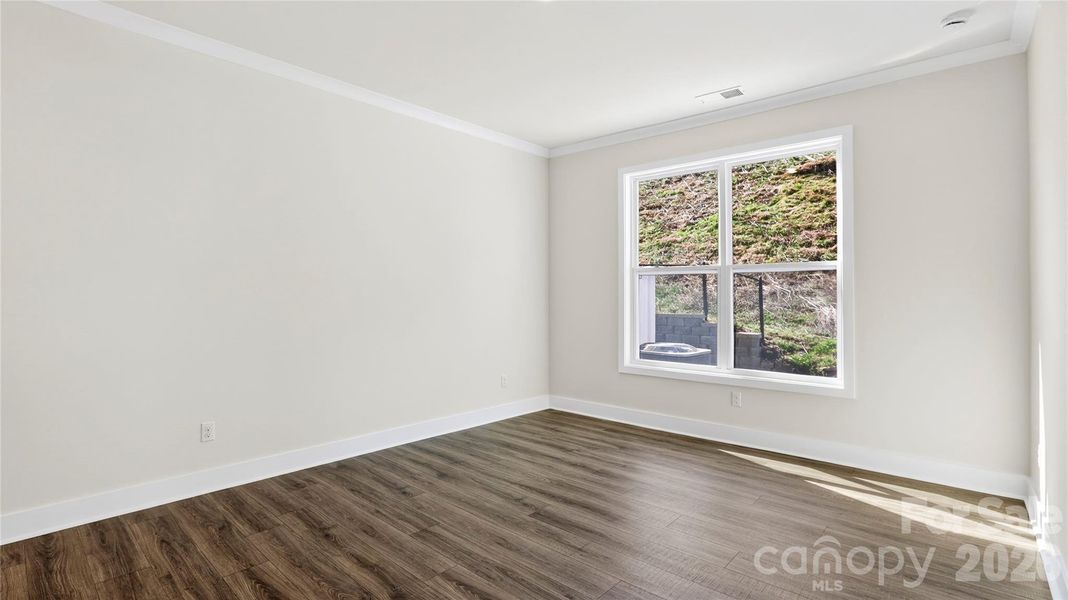 Spacious, unfurnished interior of a new home in , Weaverville (Image 31).