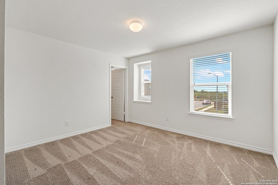 Spacious, unfurnished interior of a new home in Champions Landing, San Antonio (Image 20). Spacious, unfurnished interior of a new home in Champions Landing, San Antonio (Image 20).
