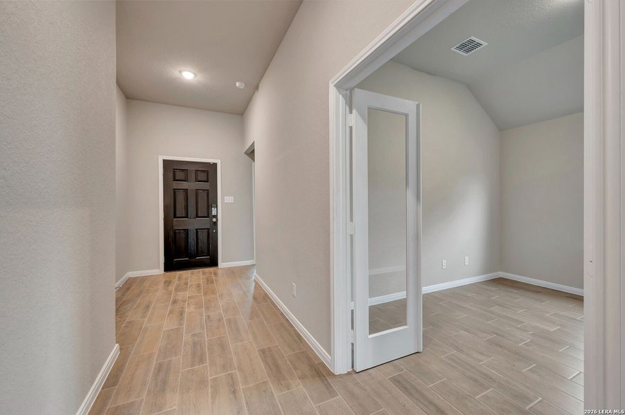 Spacious, unfurnished interior of a new home in Chaparral Ranch, Floresville (Image 29). Spacious, unfurnished interior of a new home in Chaparral Ranch, Floresville (Image 29).
