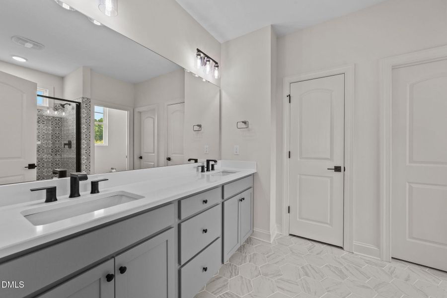 31-web-or-mls-VB4A7433