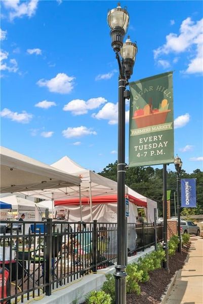 Image 57 of a home in Millcroft Townhomes. Image 57 of a home in Millcroft Townhomes.