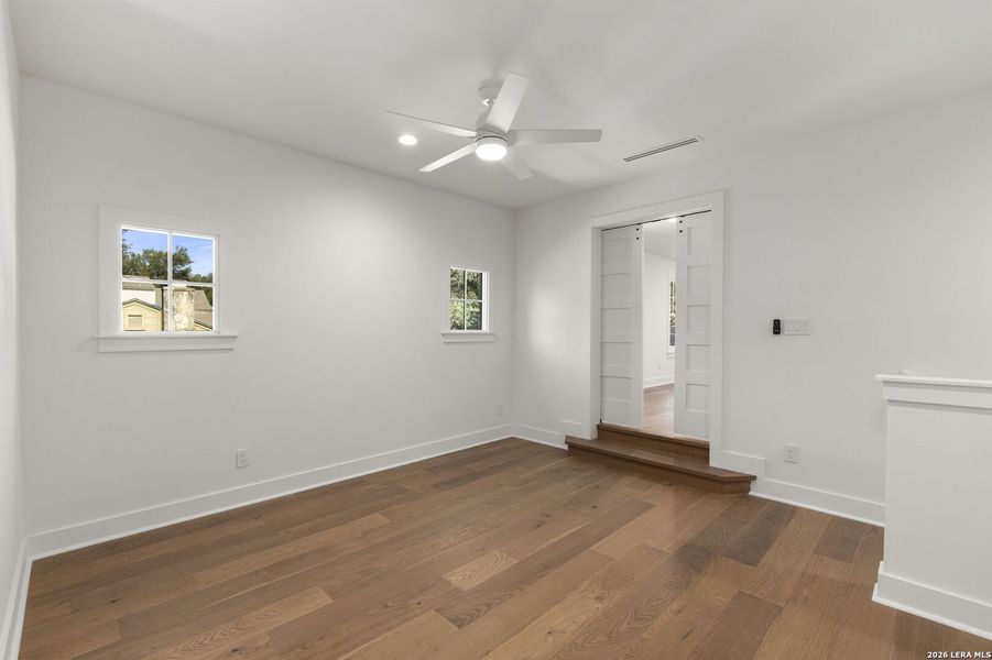 Spacious, unfurnished interior of a new home in , San Antonio (Image 21).