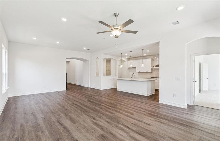 Spacious gathering room with open layout Spacious gathering room with open layout