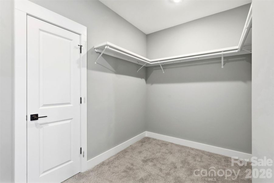 drop off zone/garage entrance