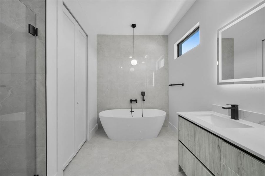 Furnished interior view inside a new home in , Cape Coral (Image 15). Furnished interior view inside a new home in , Cape Coral (Image 15).