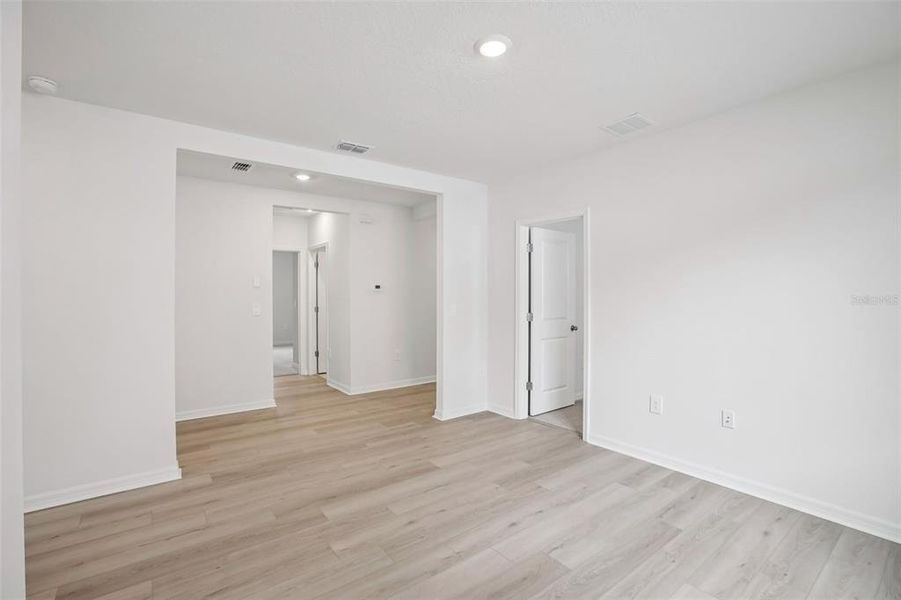 Spacious, unfurnished interior of a new home in Two Rivers - Classic Series, Zephyrhills (Image 37).