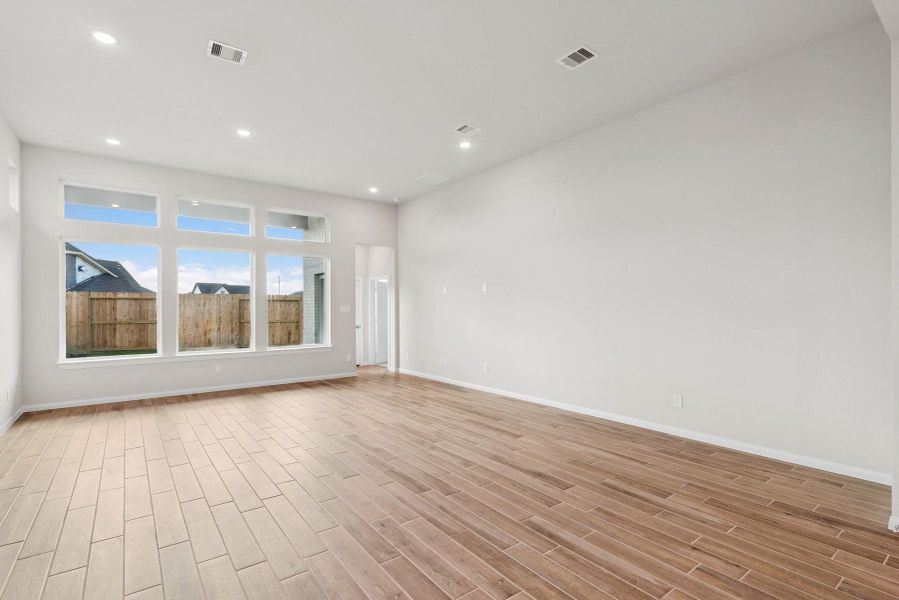 Spacious, unfurnished interior of a new home in Jubilee, Hockley (Image 32). Spacious, unfurnished interior of a new home in Jubilee, Hockley (Image 32).