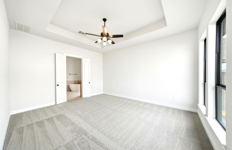 Spacious, unfurnished interior of a new home in Bridgeland 50', Cypress (Image 28). Spacious, unfurnished interior of a new home in Bridgeland 50', Cypress (Image 28).