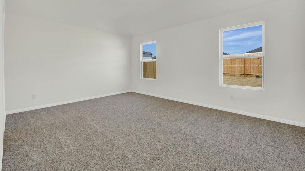 Spacious, unfurnished interior of a new home in Paramount, Kyle (Image 15).
