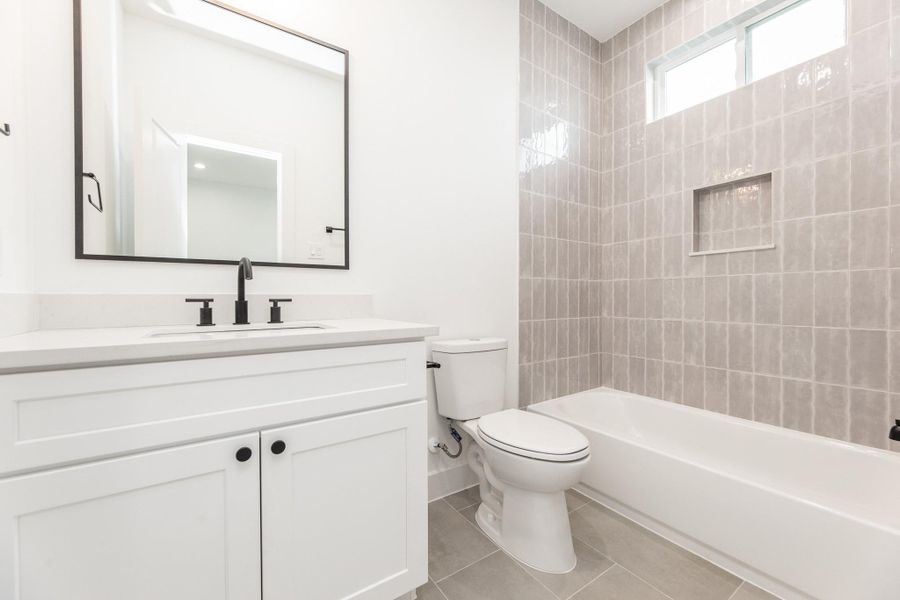Furnished interior view inside a new home in , Houston (Image 14).