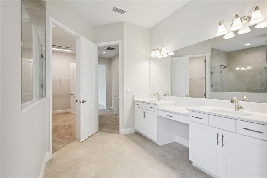 Furnished interior view inside a new home in Triple Creek, Riverview (Image 10).