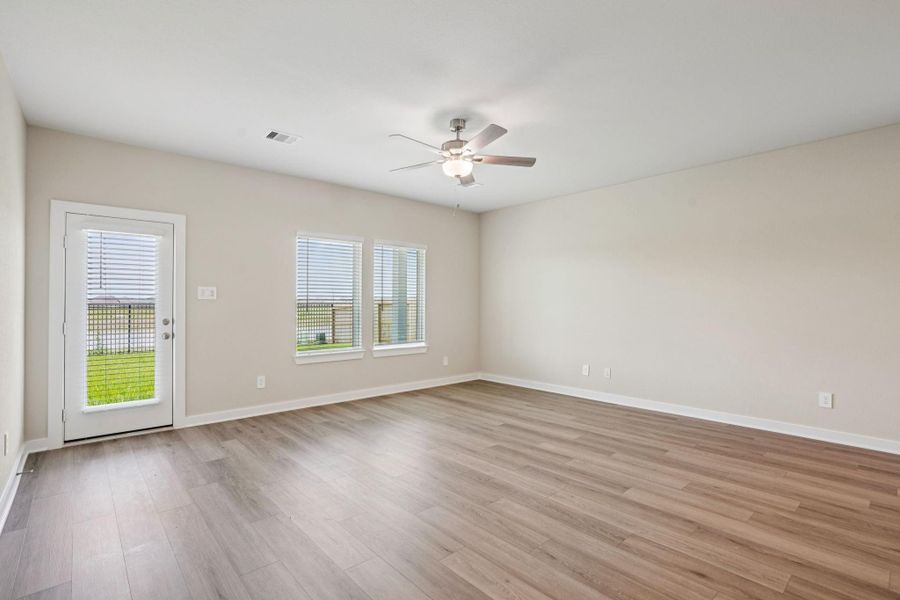 Photo is not of the actual home, but is an inspirational photo of builder’s model home and may depict options, furnishings, and/or decorator features that are not included Photo is not of the actual home, but is an inspirational photo of builder’s model home and may depict options, furnishings, and/or decorator features that are not included