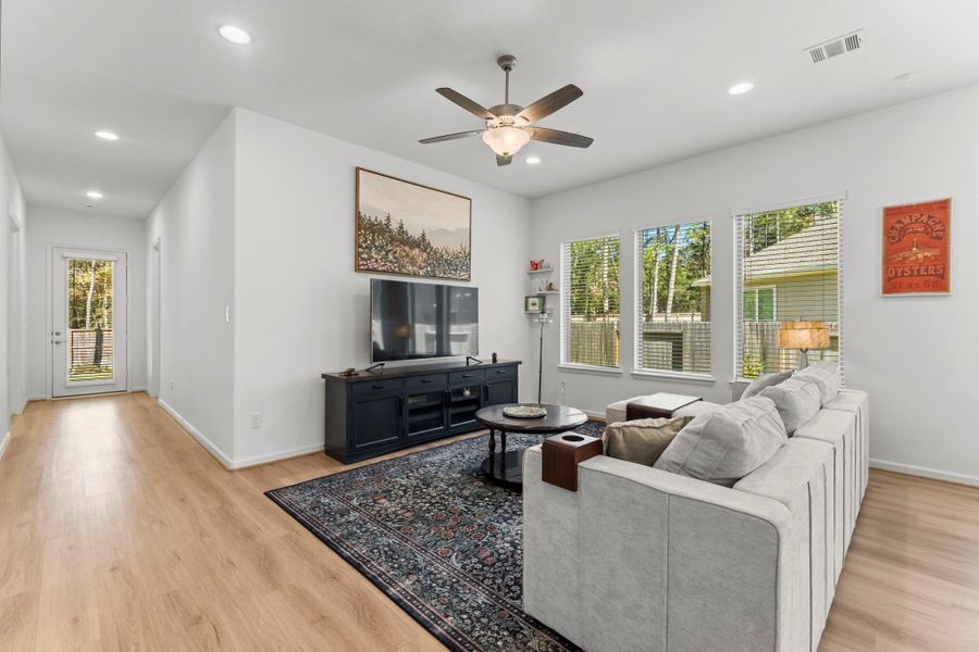 Furnished interior view inside a new home in Woodforest 40', Montgomery (Image 17).