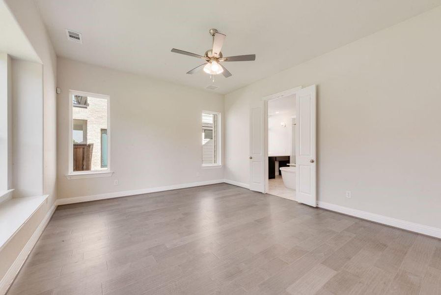 Spacious, unfurnished interior of a new home in Wellspring Estates, Celina (Image 31). Spacious, unfurnished interior of a new home in Wellspring Estates, Celina (Image 31).